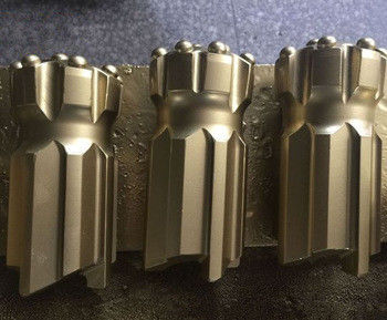 Σφυρηλατώντας τη τοπ διάτρηση σφυριών/T45 αποσύρετε το κομμάτι τρυπανιών βράχου κουμπιών νημάτων 76mm